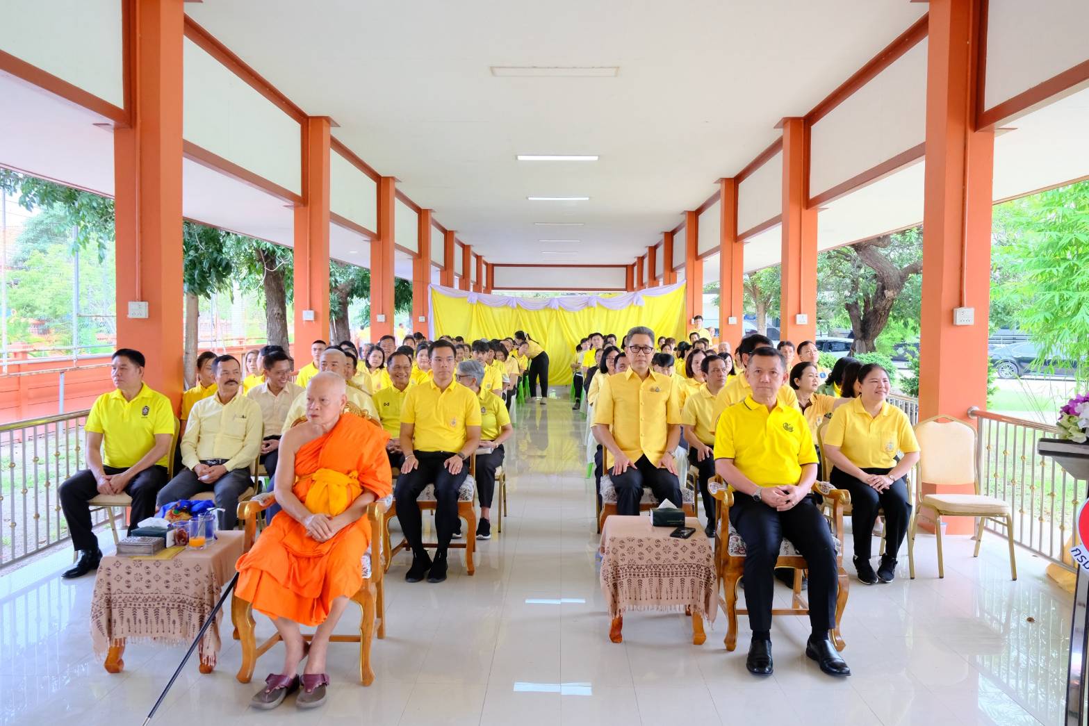 📣 สำนักงานพัฒนาชุมชนอำเภอเมืองสมุทรสงคราม ร่วมกิจกรรมกิจกรรมขับเคลื่อนการน้อมนำแนวพระราชดำริของสมเด็จพระกนิษฐาธิราชเจ้า กรมสมเด็จพระเทพรัตนราชสุดาฯ สยามบรมราชกุมารี สู่การปฏิบัติการปลูกผักสวนครัว เพื่อสร้างความมั่นคงทางอาหาร กิจกรรม “ครัวชุมชน ถนนกินได้” และกิจกรรมวันรักต้นไม้ประจำปีของชาติ พ.ศ. 2568